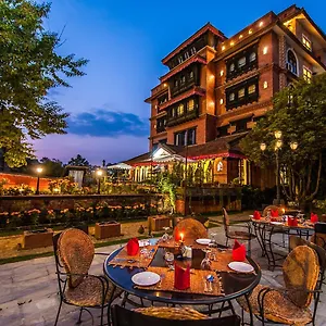 4* Отель Heritage